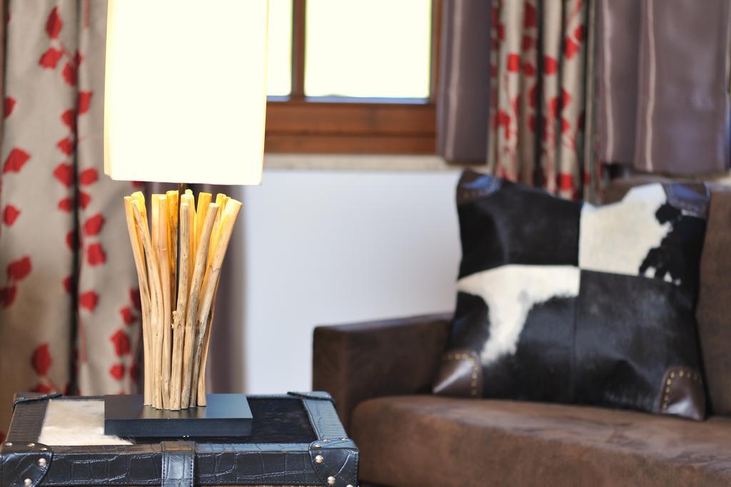 Alpinlounge Rätia Appartements Ischgl Zimmer foto